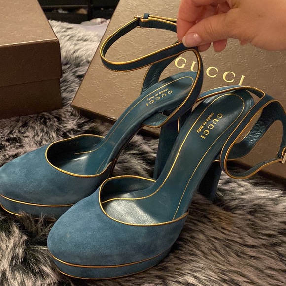 Gucci Teal/Gold suede heels 8 - Picture 7 of 9